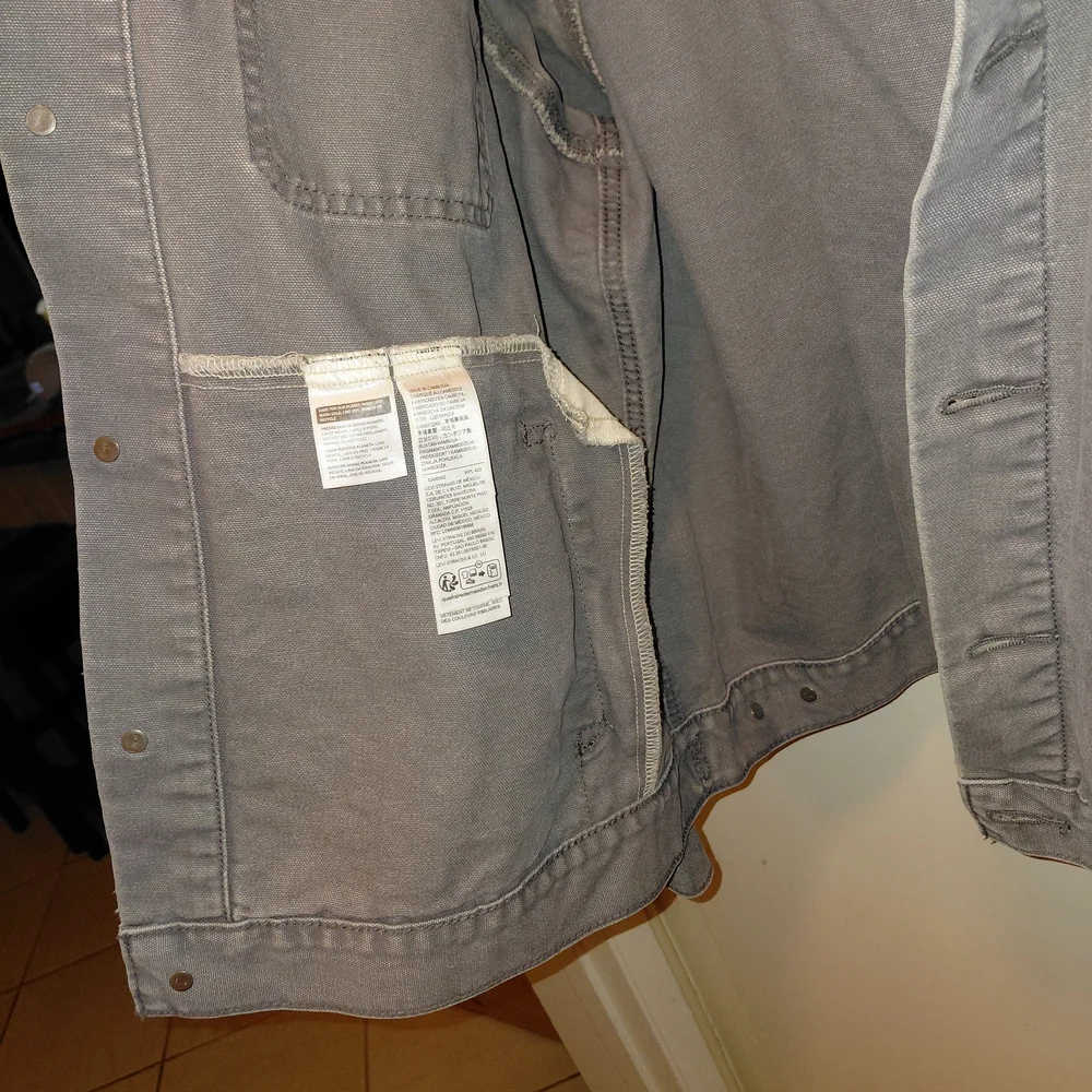Levi's Men's Classic Gray JEAN Jacket - Picture 14 of 14